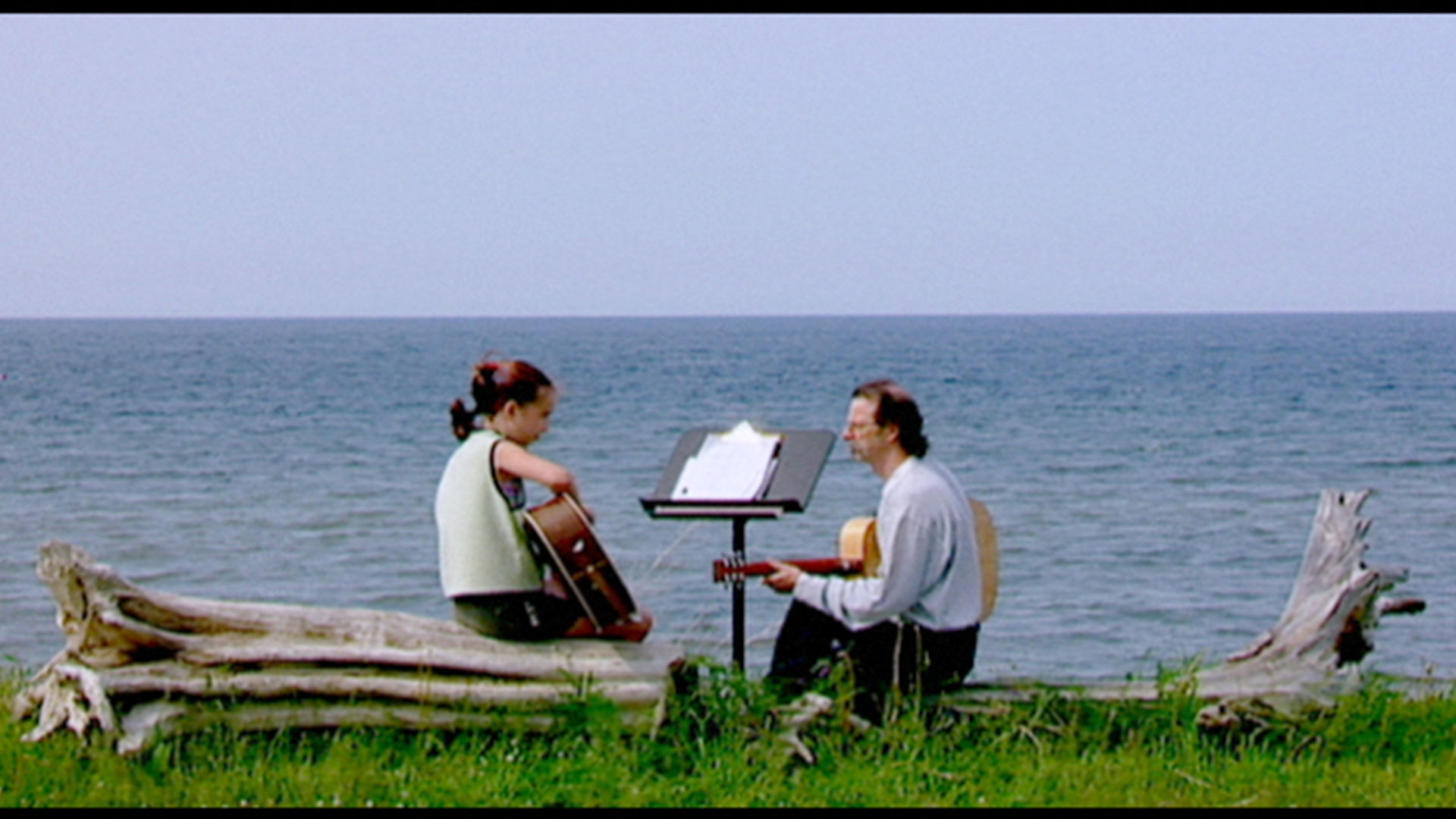 Chanter plus fort que la mer, documentaire